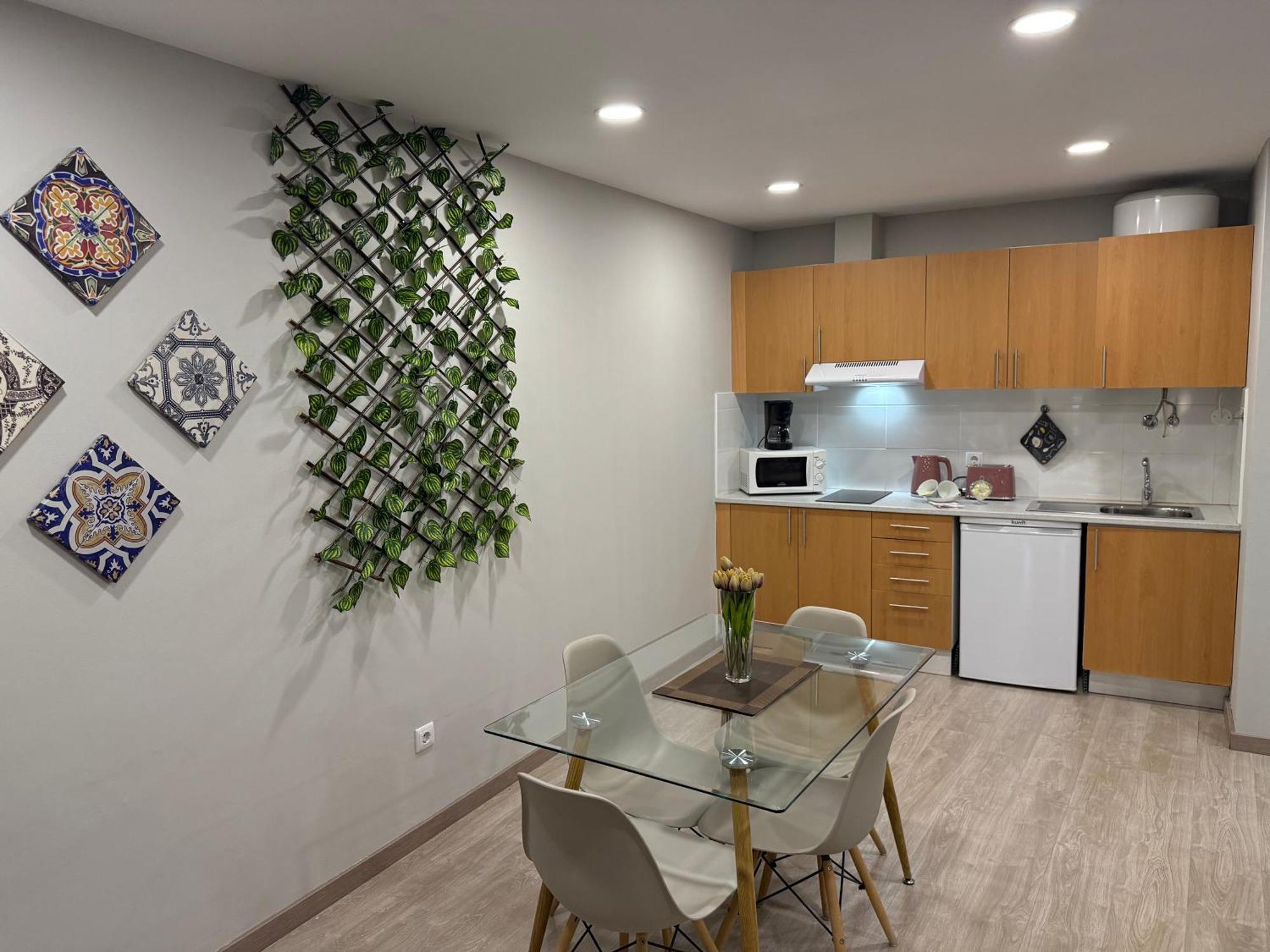 Ml Apartments Central Aliados Порто Екстериор снимка
