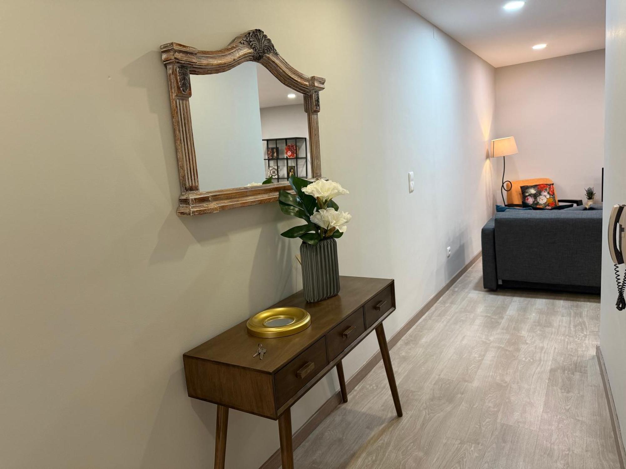 Ml Apartments Central Aliados Порто Екстериор снимка